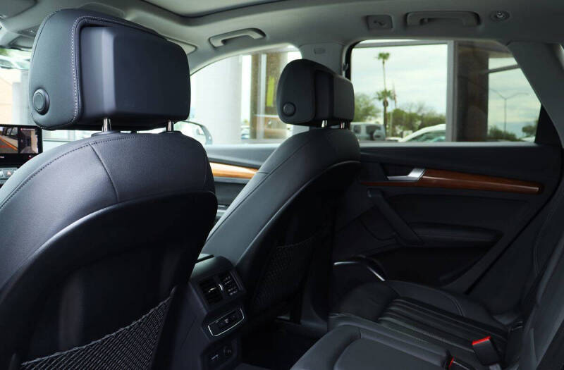 2022 Audi Q5 quattro S line Prem Plus 45 TFSI