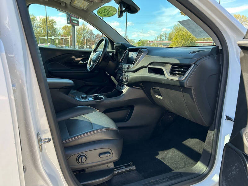 2022 GMC Terrain AT4