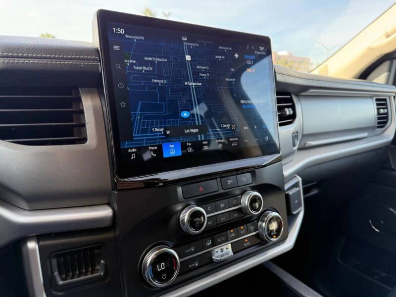 2022 Ford Expedition MAX XLT