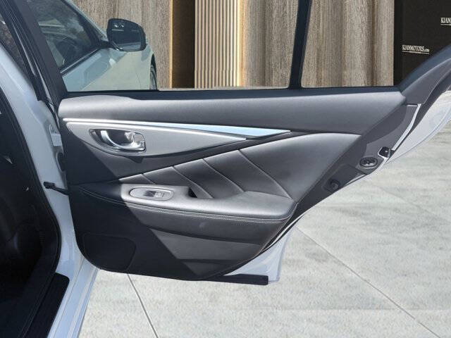 2023 Infiniti Q50 Luxe