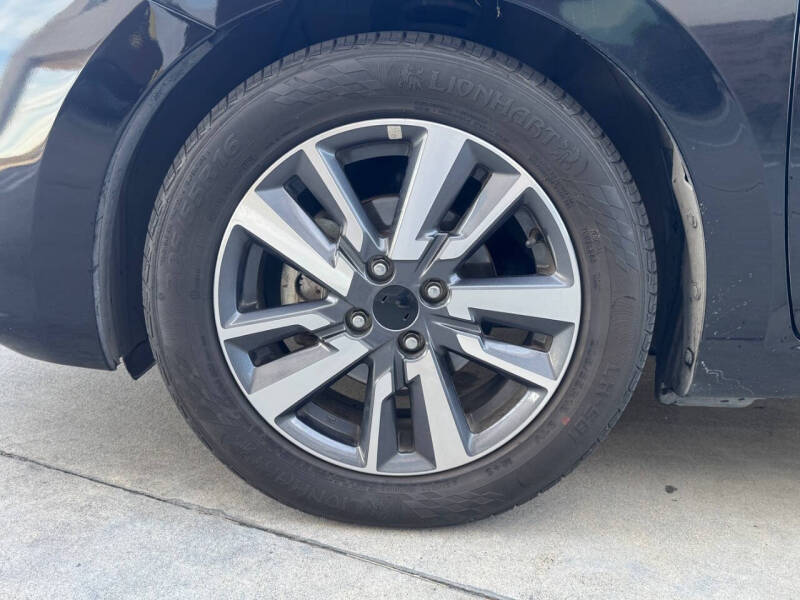 2020 Nissan Versa SV