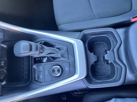 2019 Toyota RAV4 Hybrid LE