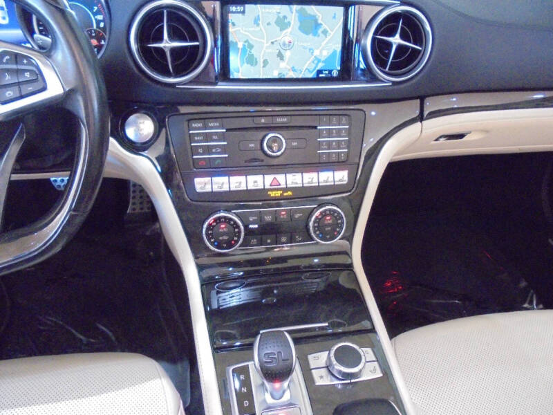 2017 Mercedes-Benz SL-Class SL 550 designo Edition