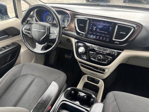2019 Chrysler Pacifica Touring Plus