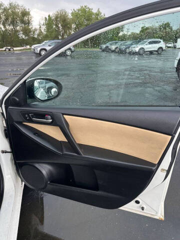 2013 Mazda MAZDA3 i Touring