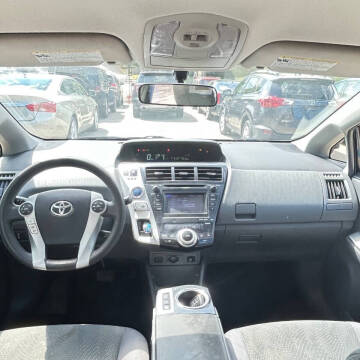 2014 Toyota Prius v Three