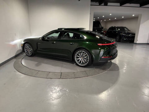 2025 Porsche Panamera 4 E-Hybrid