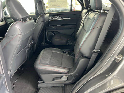 2025 Ford Explorer ST