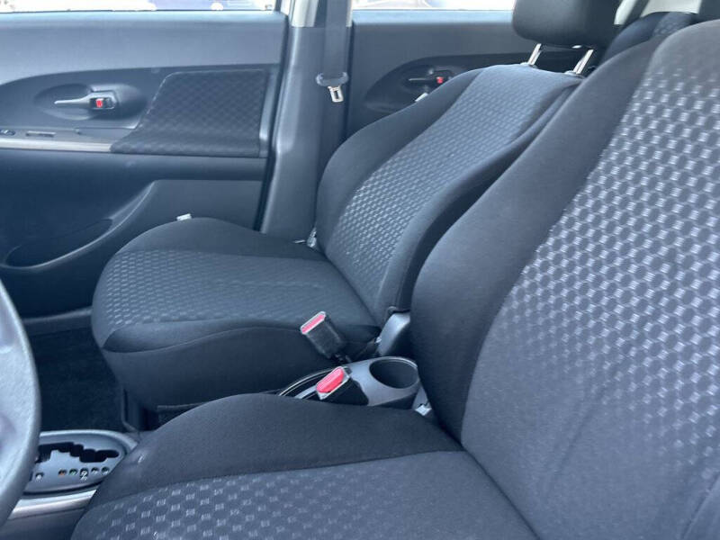 2013 Scion xD