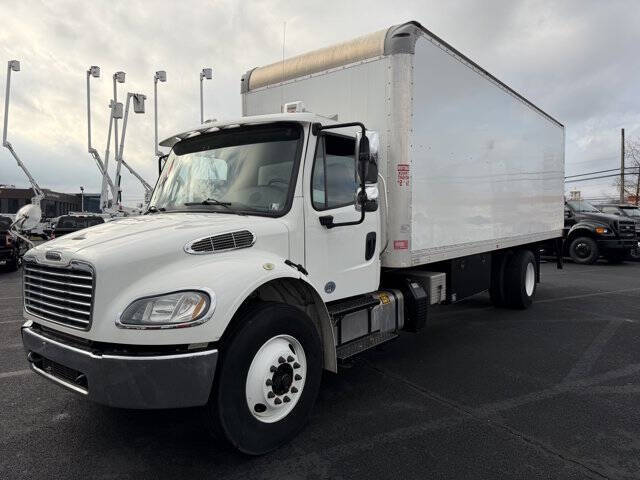2019 Freightliner M2 106