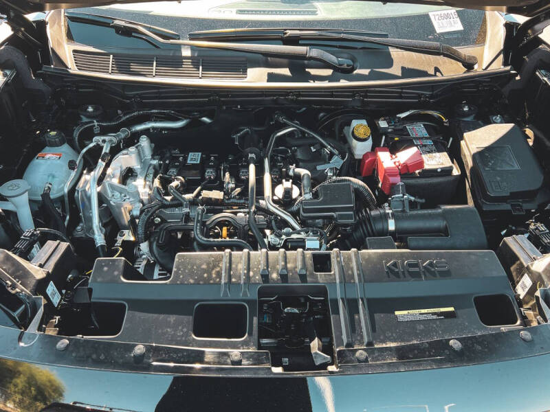 2026 Nissan Kicks SV