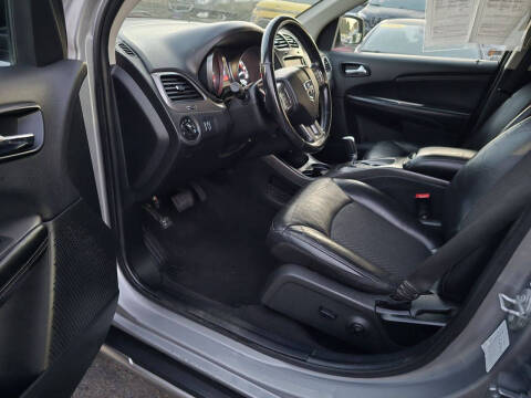 2018 Dodge Journey Crossroad