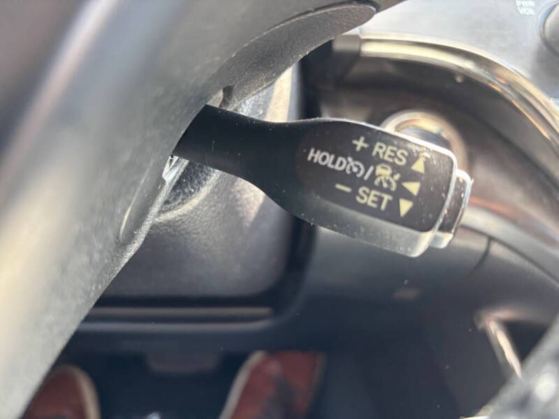 2017 Toyota Avalon XLE