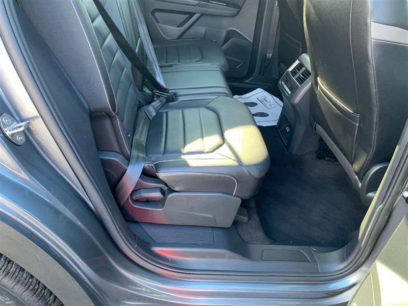 2020 Volkswagen Atlas Cross Sport V6 SEL Premium R-Line 4Motion