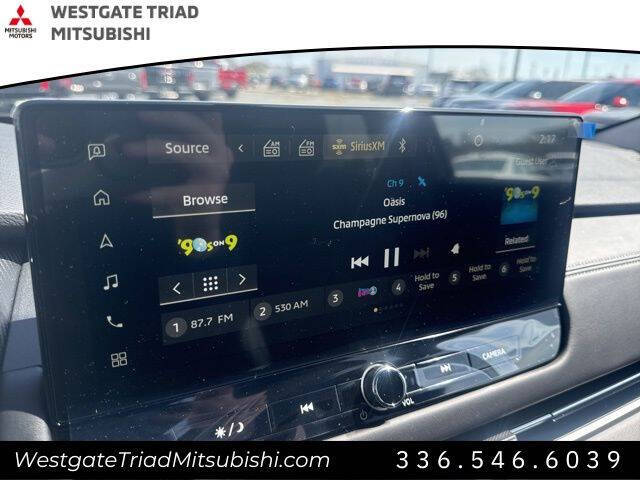 2025 Mitsubishi Outlander SE