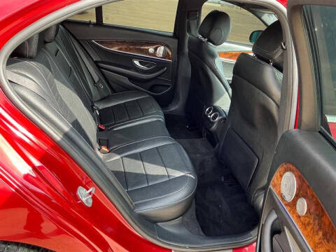 2017 Mercedes-Benz E-Class E 300 4MATIC