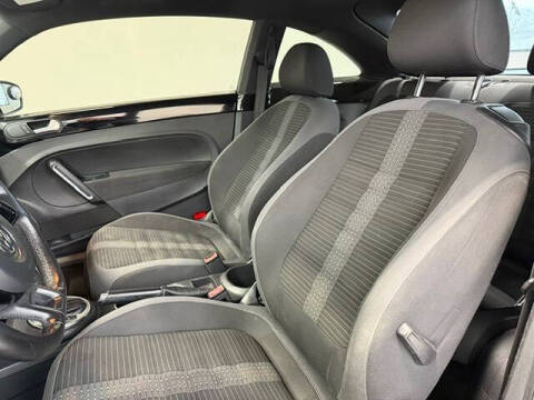 2012 Volkswagen Beetle Black Turbo PZEV