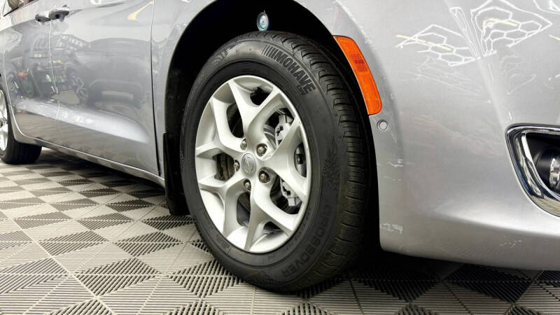 2019 Chrysler Pacifica Touring Plus