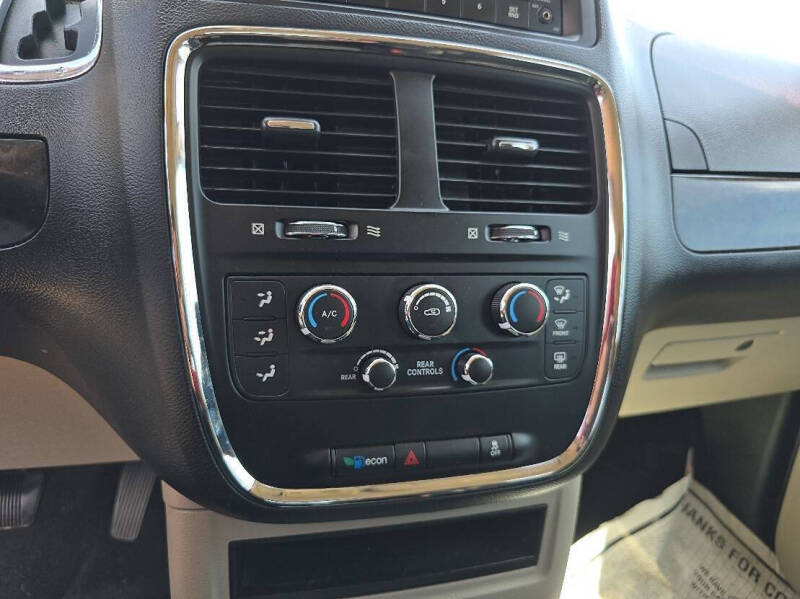 2016 Dodge Grand Caravan SE