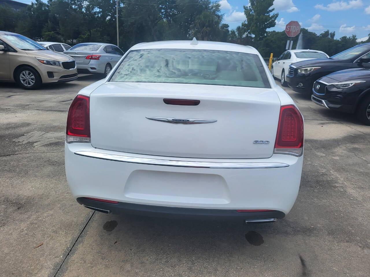 2016 Chrysler 300 for sale at FAMILY AUTO BROKERS in Longwood, FL