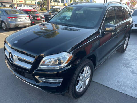 2016 Mercedes-Benz GL-Class for sale at CARSTER in Huntington Beach CA
