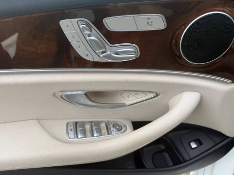 2018 Mercedes-Benz E-Class E 300