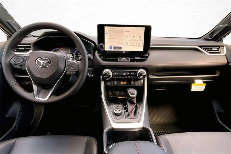 2025 Toyota RAV4 Plug-in Hybrid XSE