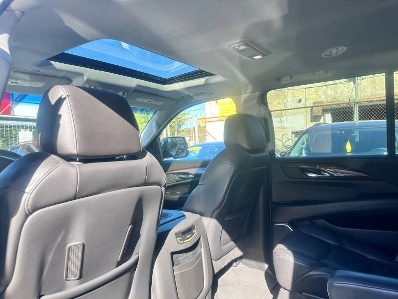 2020 Cadillac Escalade ESV Luxury