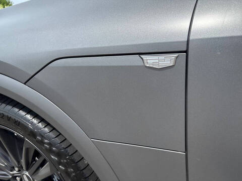 2026 Cadillac LYRIQ-V Premium