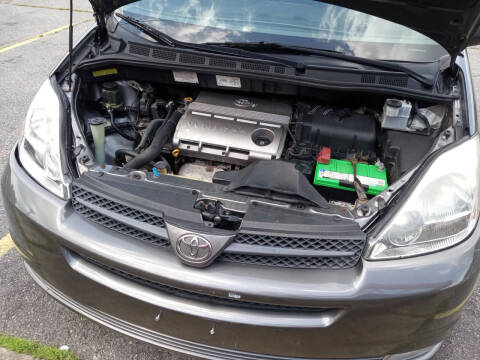 2004 Toyota Sienna