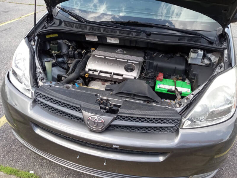 2004 Toyota Sienna