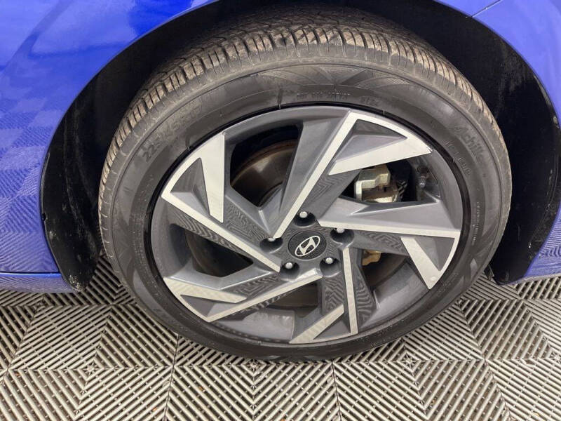 2025 Hyundai Elantra Hybrid Limited