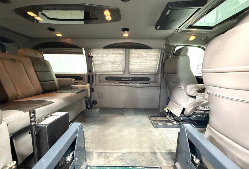 2016 GMC Savana 2500
