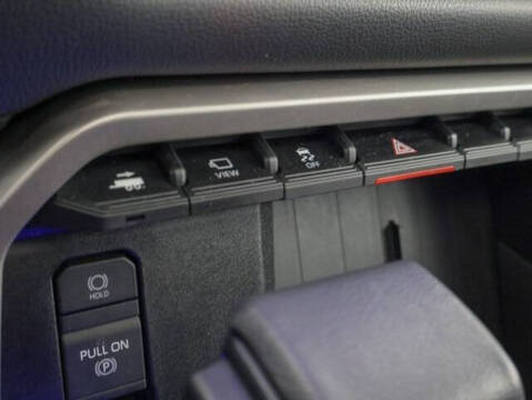 2024 Toyota Sequoia SR5