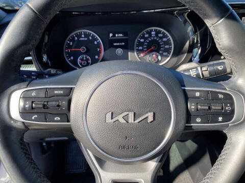 2023 Kia K5