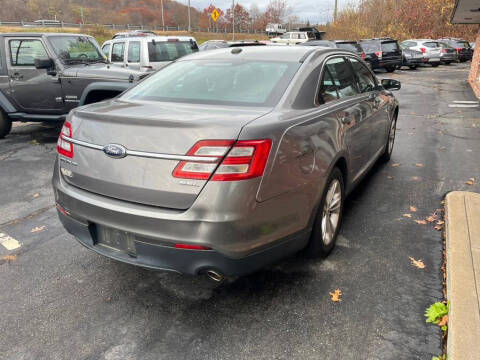 2013 Ford Taurus SEL