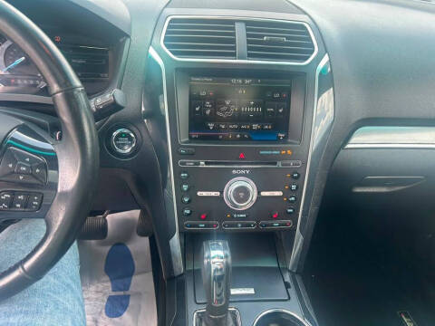 2016 Ford Explorer Sport