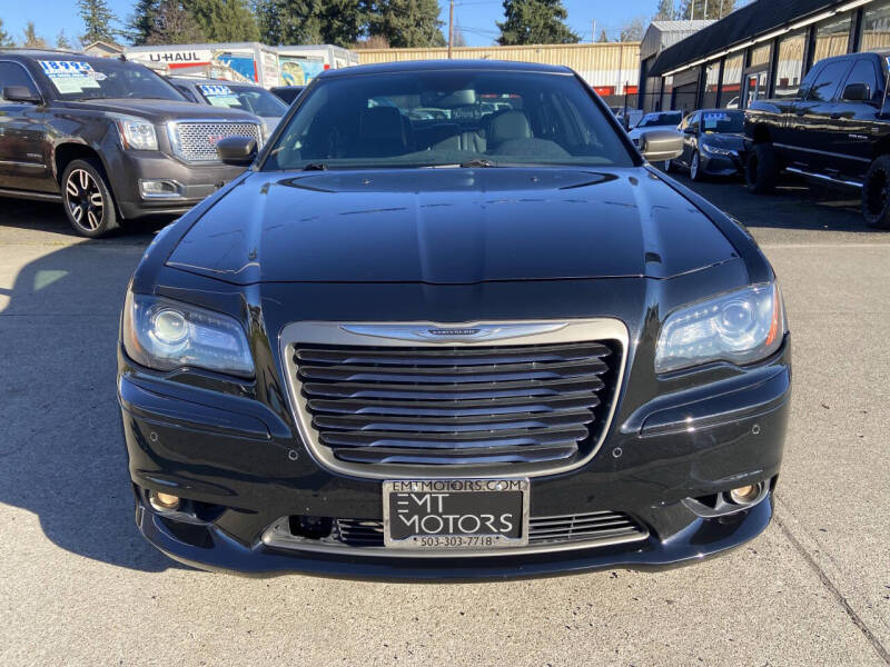 2013 Chrysler 300 C John Varvatos Limited Edition