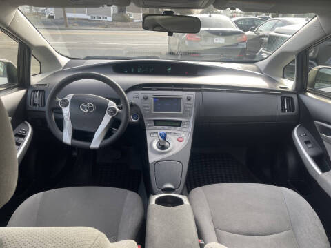 2015 Toyota Prius Two