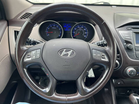 2015 Hyundai Tucson SE