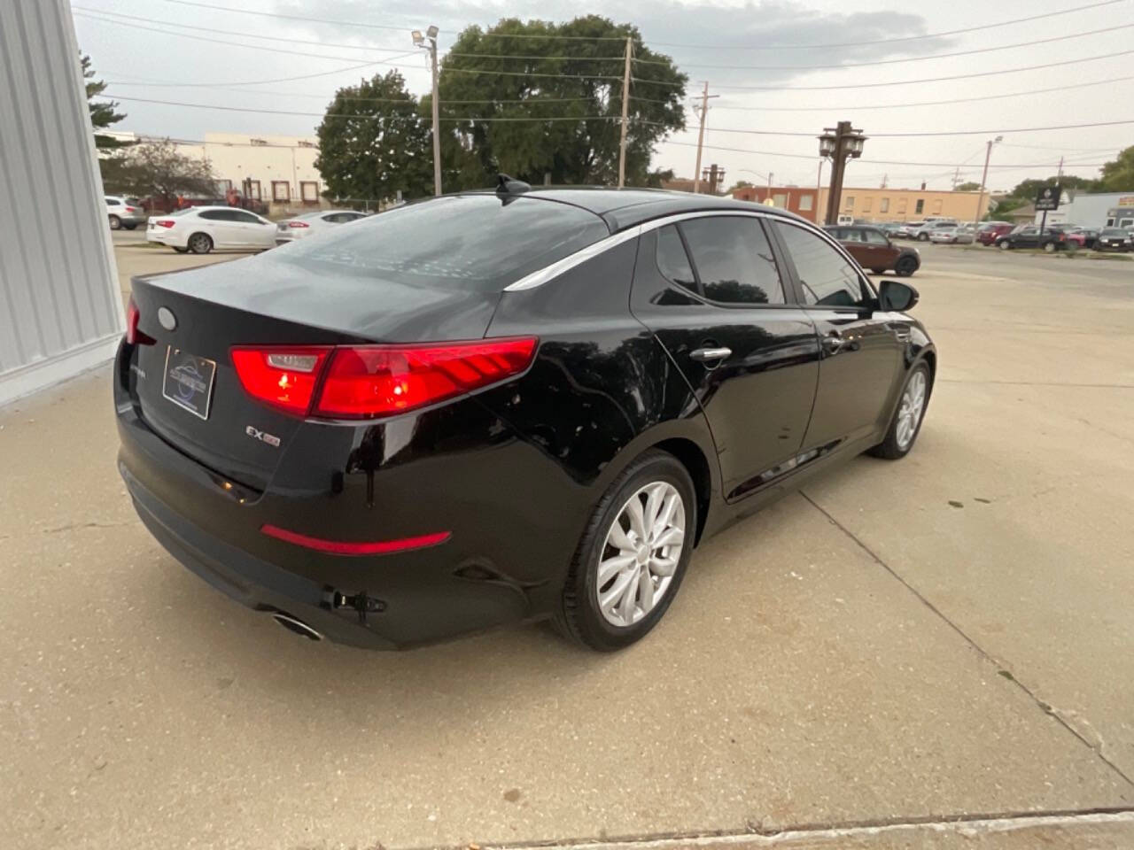 2014 Kia Optima for sale at Auto Connection in Waterloo, IA