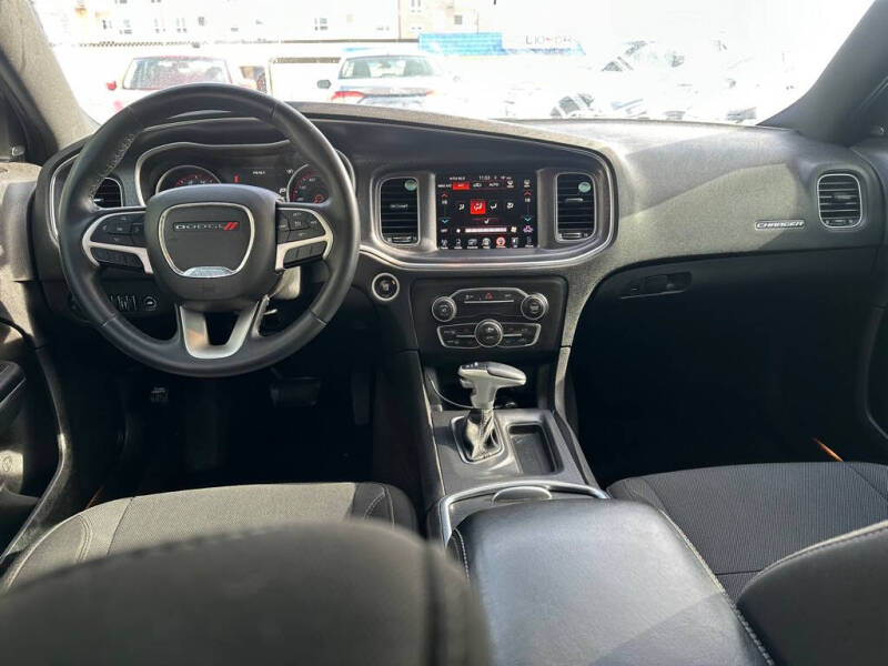 2016 Dodge Charger SXT