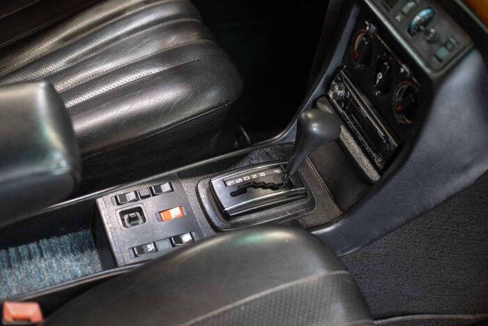 1984 Mercedes-Benz 300-Class