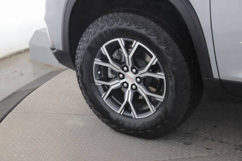 2024 GMC Acadia AT4