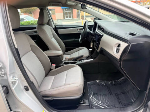 2017 Toyota Corolla LE