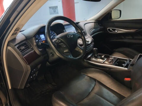 2014 Infiniti Q70 3.7