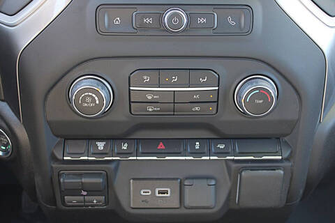 2025 Chevrolet Silverado 3500HD CC