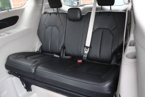2019 Chrysler Pacifica Touring L