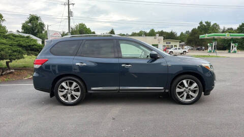 2013 Nissan Pathfinder Platinum