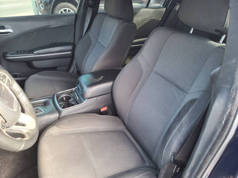 2017 Dodge Charger SXT